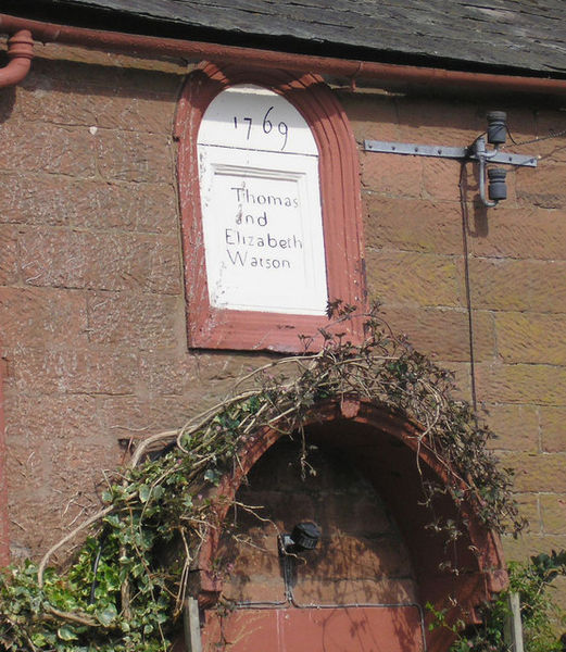 File:Datestone on Brow Farm - geograph.org.uk - 1267239.jpg