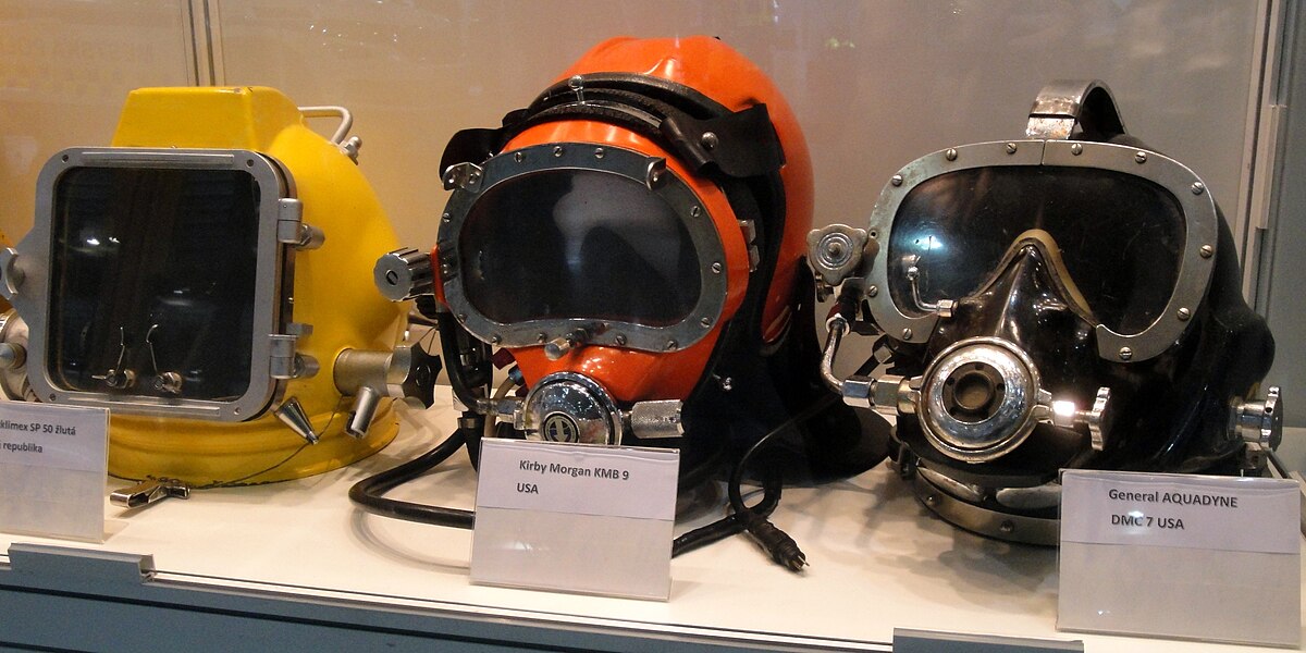 aquadyne diving helmet