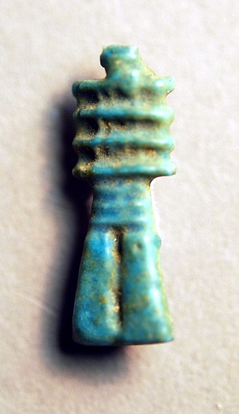 File:Djed Amulet MET 26.7.1081 front.nk.jpg