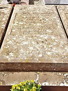 Grave of Rembrandt Bugatti in Dorlisheim