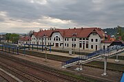 Dworzec kolejowy w Żywcu w roku 2015 przeszedł gruntowny remont eelwacji i stolarki okiennej od strony torów