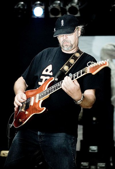 Džindžer Božinović, shown here in 2007, joined Riblja Čorba in 1984 after Bajagić and Rajko Kojić left and has remained the band's lead guitarist ever