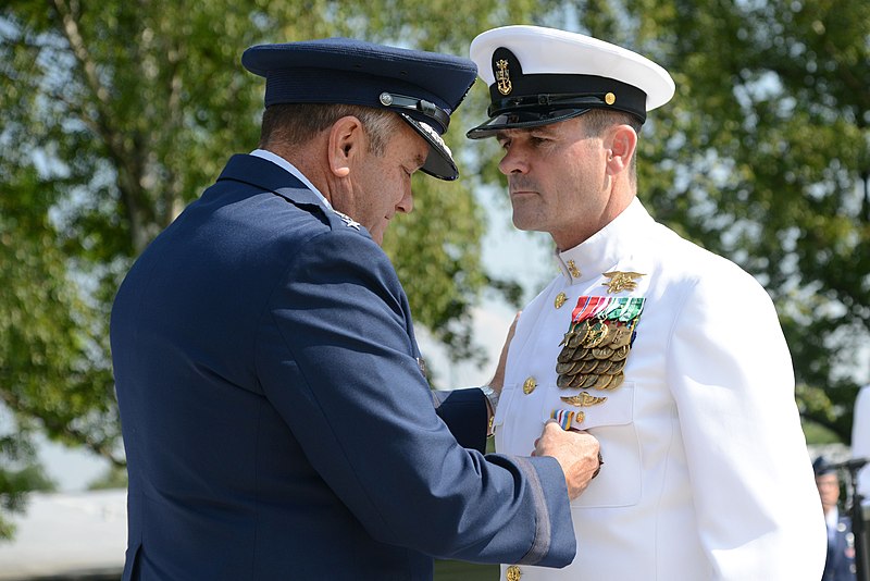 File:EUCOM Change of Responsibility 130814-A-KD154-011.jpg