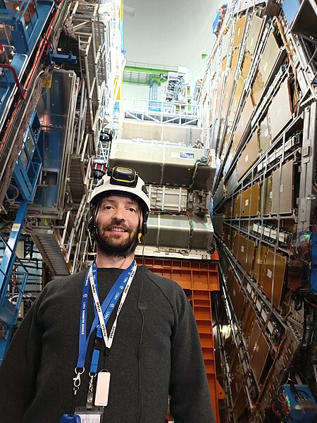 File:Edward Karavakis at the ATLAS experimental cavern at CERN.jpg