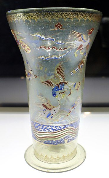 File:Egitto o siria, periodo mamelucco, bicchiere, xiv secolo 02.jpg