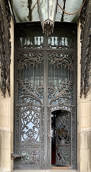 Beaux-Arts door of the Cantacuzino Palace (Bucharest)