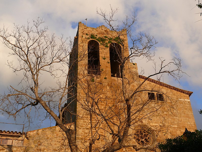 File:Església de Sant Pere de Pals.JPG