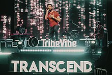 Slavná kapela Žlutý deník na festivalu Transcend 2020, kulturní festival SIBM Pune