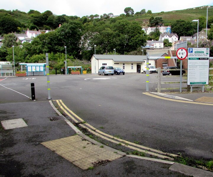 File:Fishguard and Goodwick railway station car park (geograph 4601884).jpg