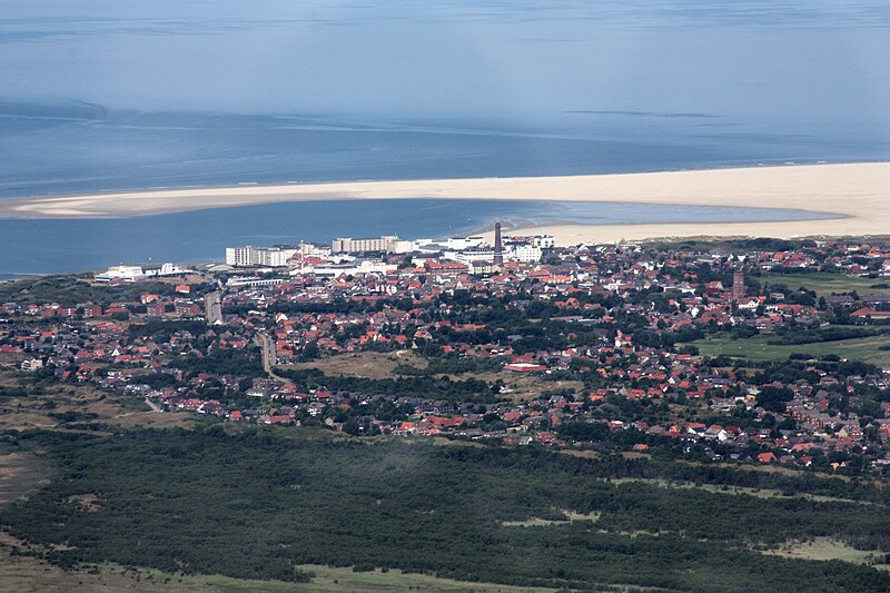 File:Flug Borkum 2010 017.JPG