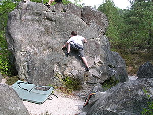 Bouldern: Geschichte, Begehungsstil, Klettertechnik