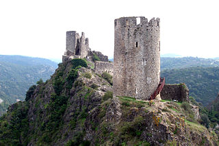 La Tour Régine, Surdespine et Querthineux vue depuis Cabaret