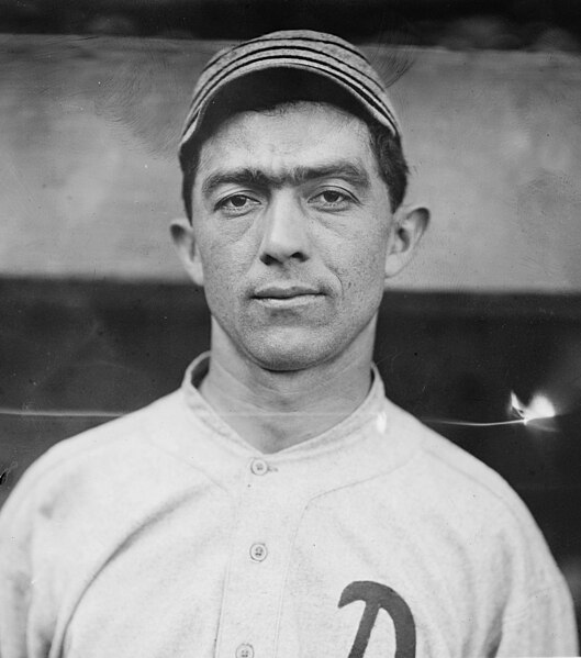 File:Frank "Home Run" Baker in 1913, Philadelphia AL (baseball) LCCN2014697479 (cropped).jpg