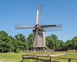 Ermell mit Bockwindmühle aus Essern im Museumsdorf Cloppenburg