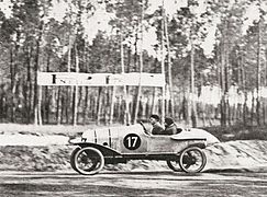 Gérard de Courcelles sur Hinstin au Grand Prix de l'U.M.F. Cyclecars 1921.