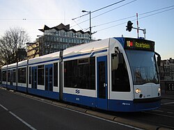 GVB Combino 2075 (Amsterdam tram) on route 10, January 2005.jpg