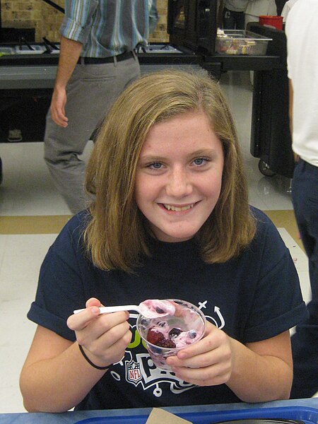 File:Girl eating yogurt parfait - Flickr - USDAgov.jpg