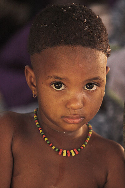 File:Girl from Niger.jpg