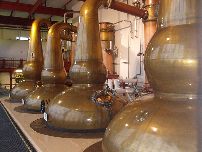 File:Glendronach pot stills.jpeg