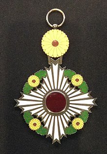 Grand Cordon of the Supreme Order of the Chrysanthemum 001.jpg