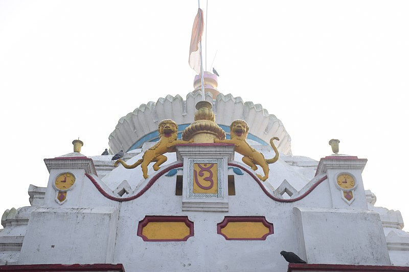 File:Hatnagar Shiva Deul temple with Rasmancha at Egra under Purba Medinipur district in West Bengal 08.jpg