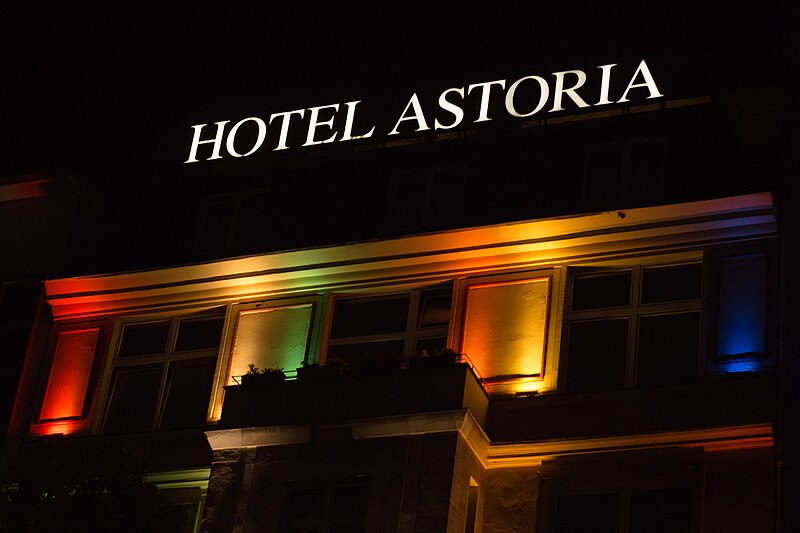 File:Hotel Astoria 20140616 6.jpg