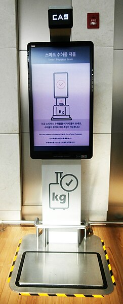 File:ICN smart baggage scale.jpg