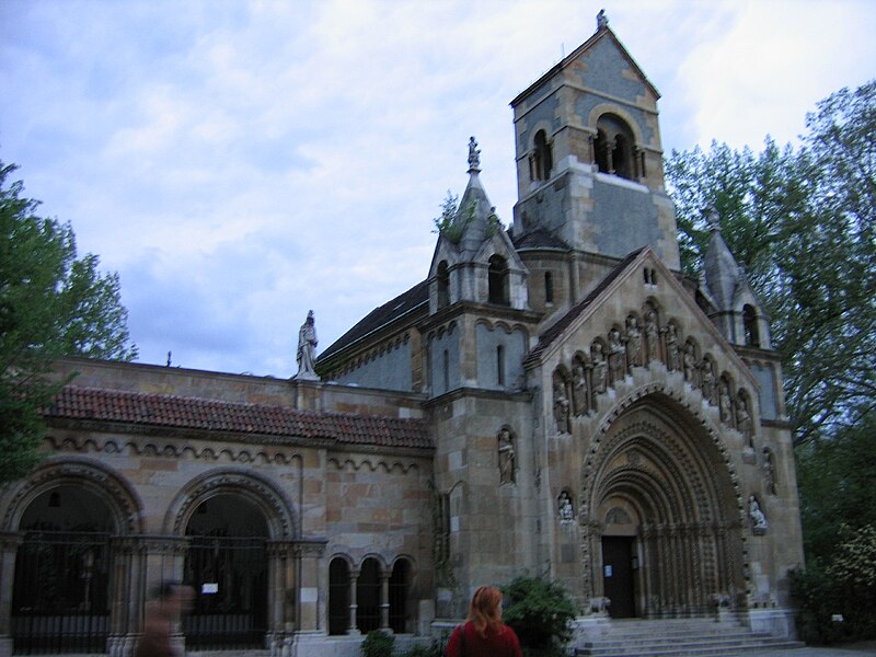 File:IMG 0184 - Hungary, Pest - Vajdahunyad Castle (Vajdahunyad vára).JPG