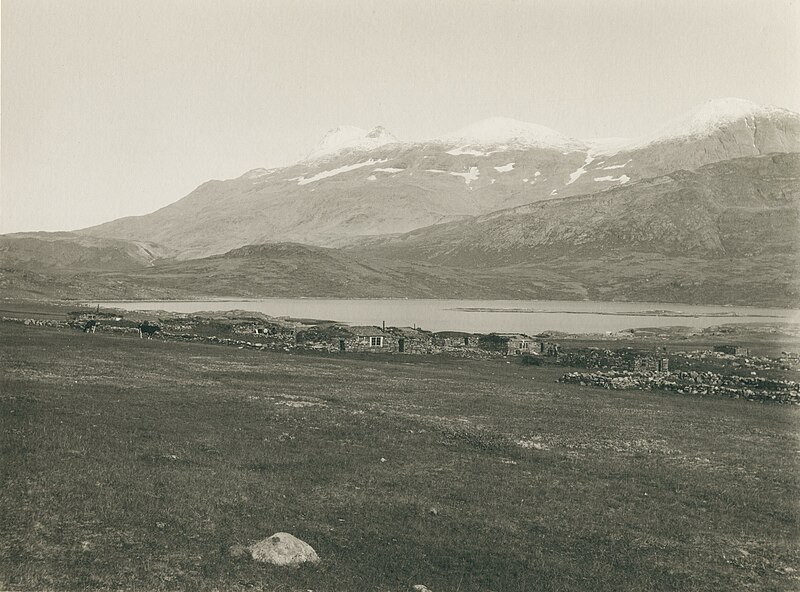 File:KRABBE(30) Greenland. The settlement Igaliko (12084993873).jpg