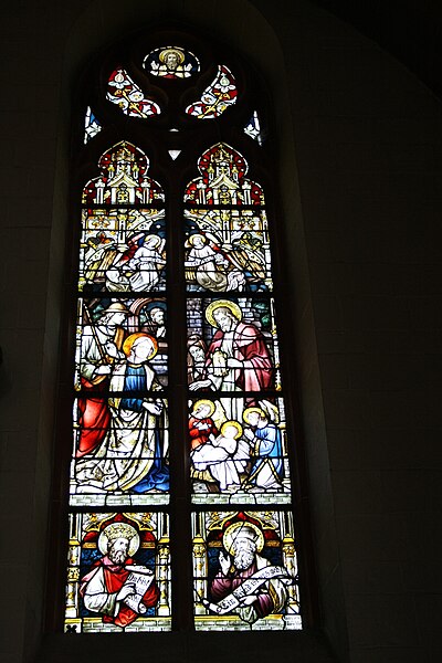 File:Kempenich St.Philippus u.Jakobus Bleiglasfenster223.JPG