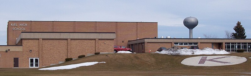 File:KielWisconsinHighSchool.jpg