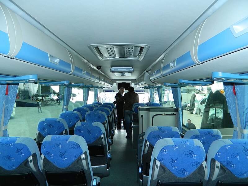 File:King Long XMQ-6129Y - Autotech-2013 - image 6 - interior.jpg