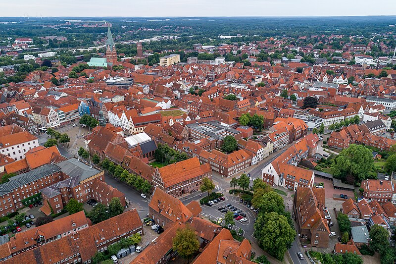 File:Lüneburg Innenstadt Luftaufnahme 02.jpg