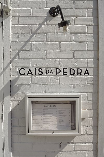 File:Lisboa - Cais da Pedra - 20160406 (1).jpg