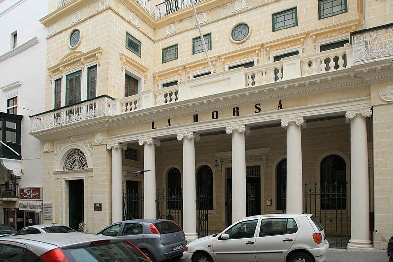 File:Malta - Valletta - Triq ir-Repubblika - La Borsa 01 ies.jpg