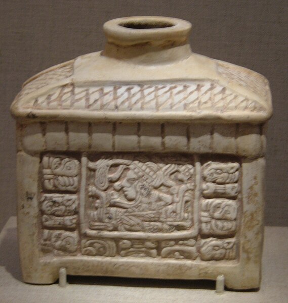 File:Maya flask DYM 92.166.23.JPG