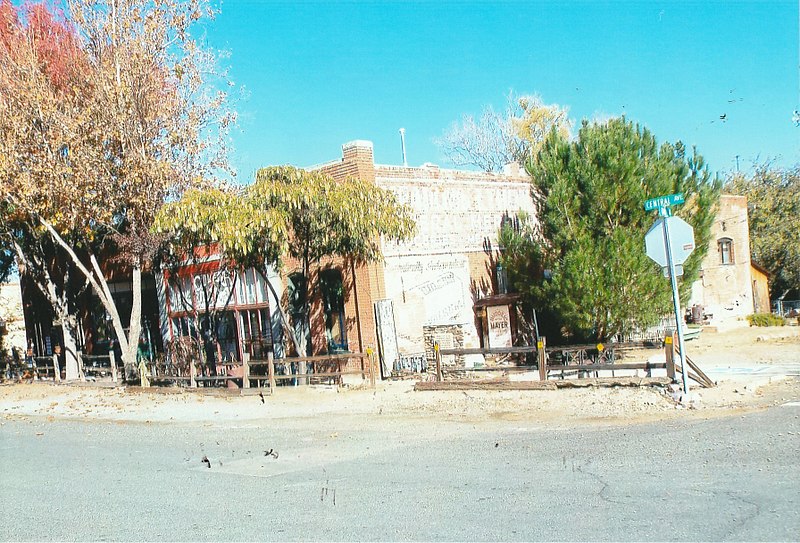 File:Mayer-(B)-Historic Mayer Business Block-1902.jpg