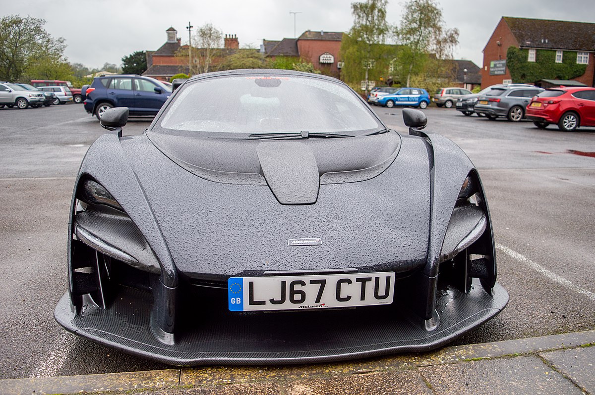 File:Forza Horizon 4 McLaren Senna.jpg - Wikipedia