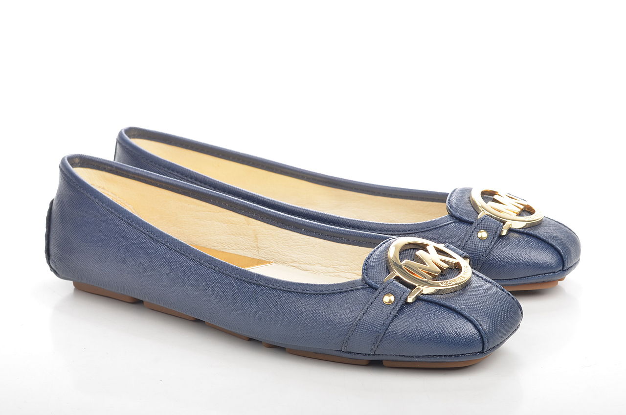 File:Michael Kors Fulton Moc Ballerina 40T2FUFR1L geprägtes