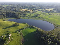 Mikilä järv (Mähkli järv) (50020099931).jpg
