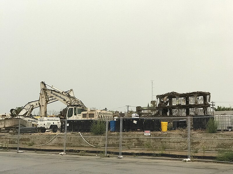 File:Mirro Factory Demolition- Manitowoc, WI - Flickr - MichaelSteeber (137).jpg