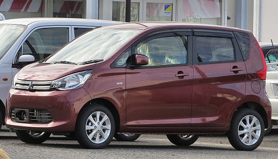 Авто из японии с 1 апреля. Mitsubishi Ek Wagon 2013. Mitsubishi Ek Wagon b11w. Mitsubishi Ek Wagon b11w леворукие. Mitsubishi Ek Wagon 2006-2013.