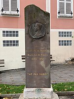 Monument au maréchal de Lattre de Tassigny