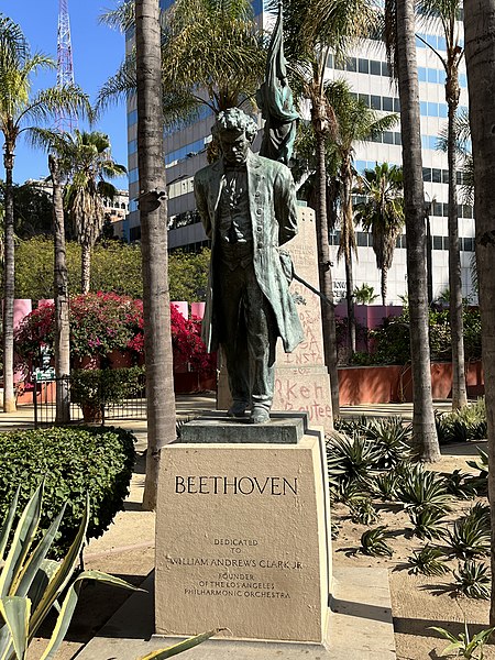 File:Monument to Beethoven (Pershing Square, Los Angeles) July 2022.JPG