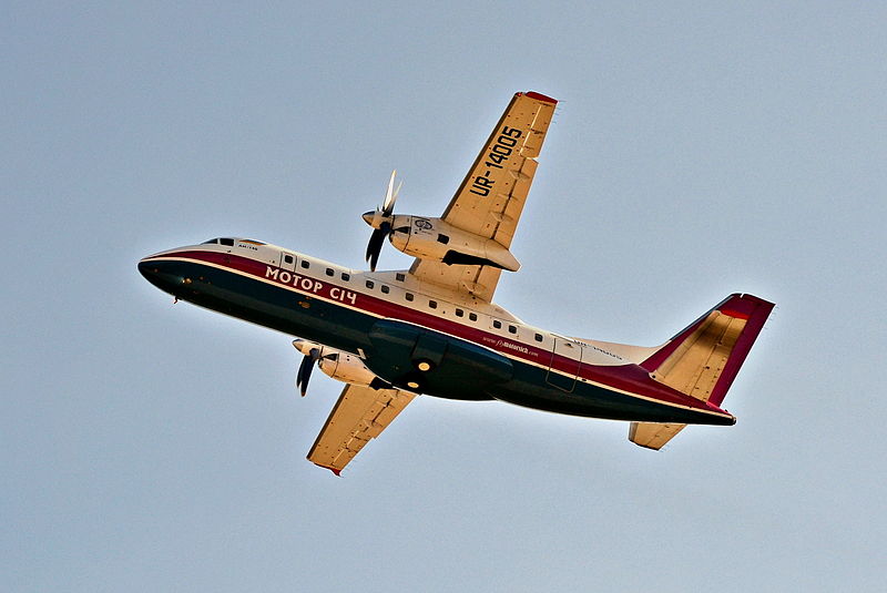 File:Motor Sich Airlines Antonov An-140 at PRG.JPG