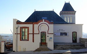 Musée Jules-Verne: Lage, Ausstellung, Geschichte