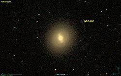 NGC 4262