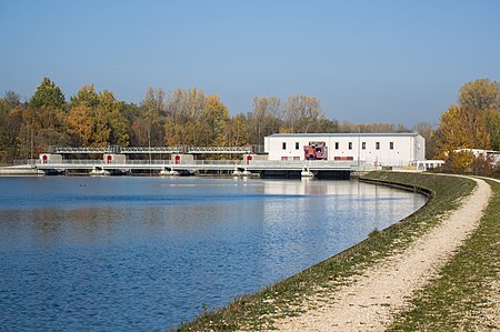 NSG Vogelfreistätte Feldheimer Stausee .von SO Richtung Nord mit Kraftwerksgebäude