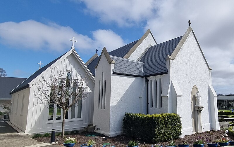 File:NZ AK St Barnabas Chapel (1).jpg