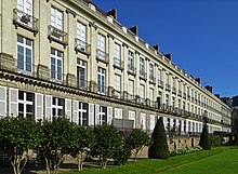Cours Cambronne, a terrace developed at the end of the 18th century Nantes - Cours Cambronne 02.jpg